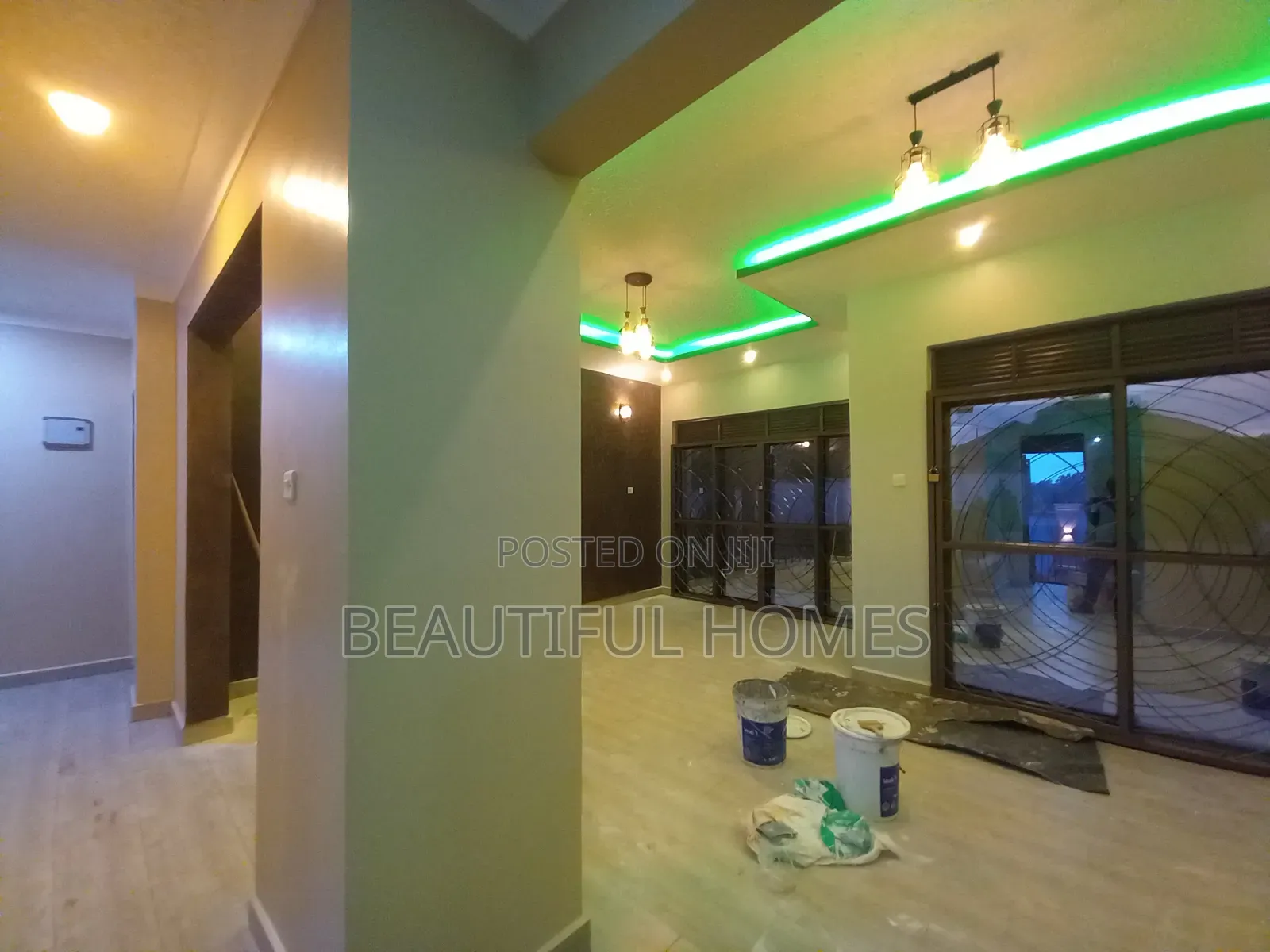 Furnished 4bdrm Bungalow in Kira for sale