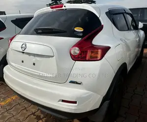 Nissan Juke S 2011 White