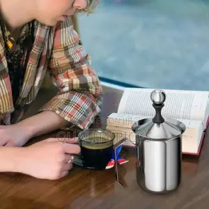 500ml Manual Milk Creamer Hand Pump Frother