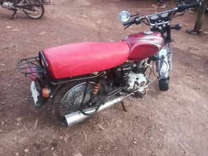 Bajaj Boxer 2022 Red
