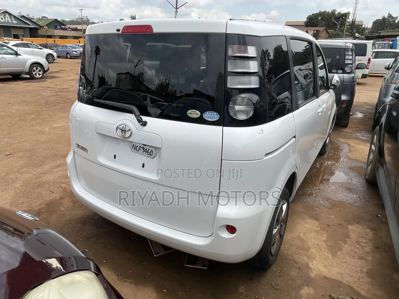 Toyota Sienta 1.5 FWD 2010 White