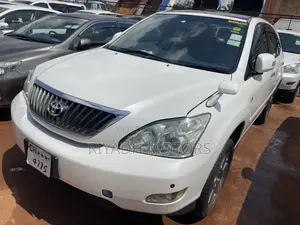 Toyota Harrier 2.4 2010 White