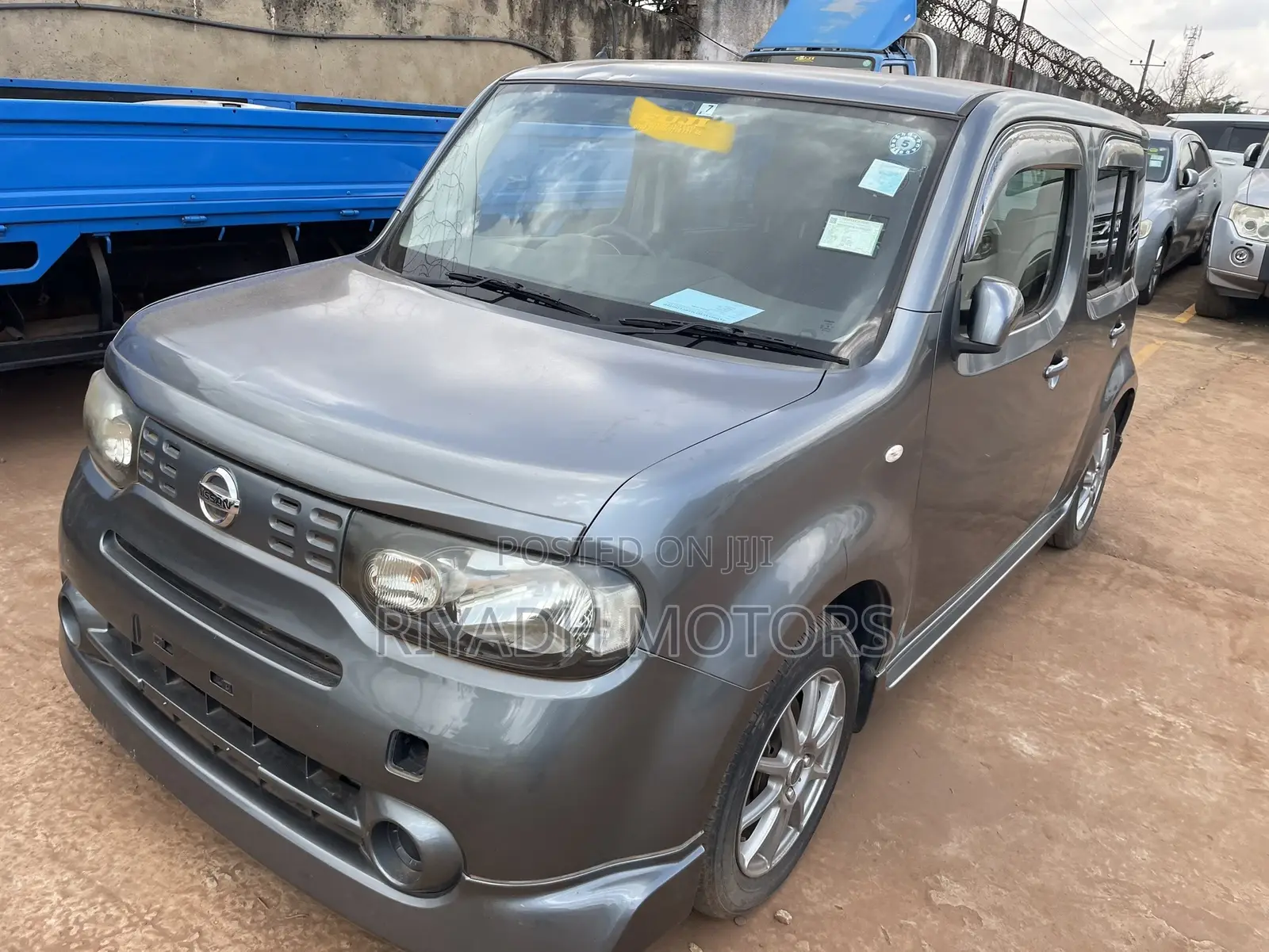 Nissan Cube 2013 Gray