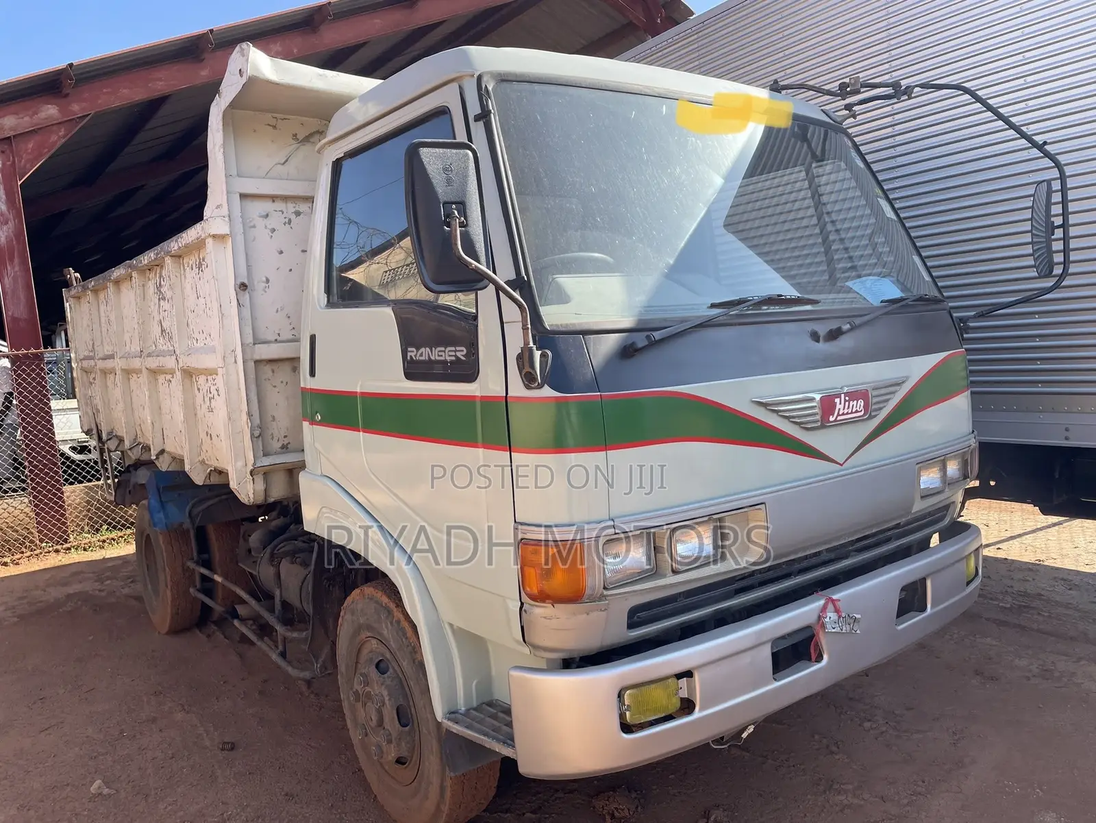 Hino With Big Tray