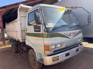 Hino With Big Tray