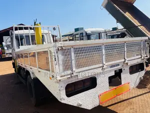 Fuso With Crane
