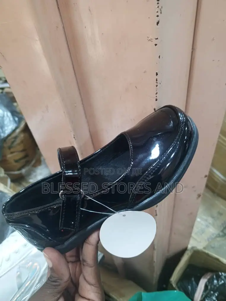 Girls Shinny School Shoes
