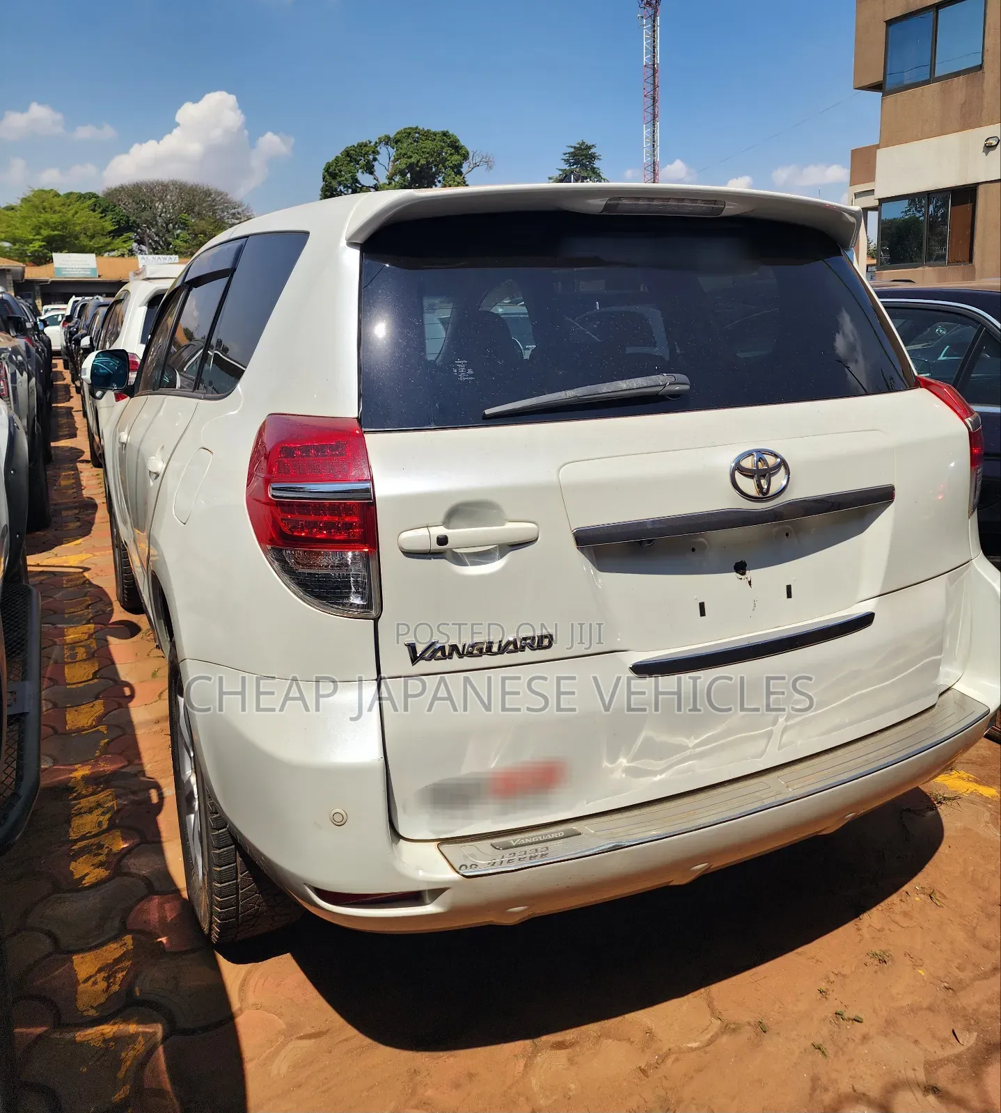 Toyota Vanguard 2011 Pearl