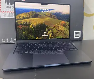 New Laptop Apple MacBook Air 2024 M3 13-inch 8GB Apple M3 SSD 256GB