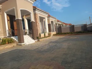 Furnished 5bdrm Mansion in Najjera, Central Division for sale