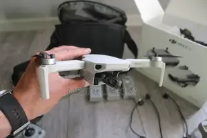 DJI Mini 2 SE Fly Drone With Video 3-Axis Gimbal Camera