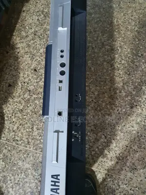 Yamaha Keyboard PSR S700
