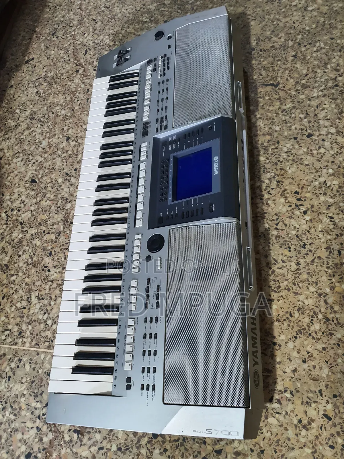 Yamaha Keyboard PSR S700