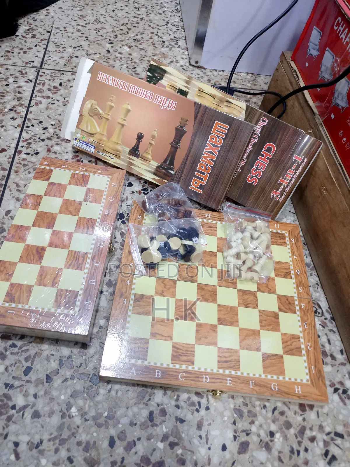 3-in-1 Portable Chess ( Chess, Checkers and Backgammon)
