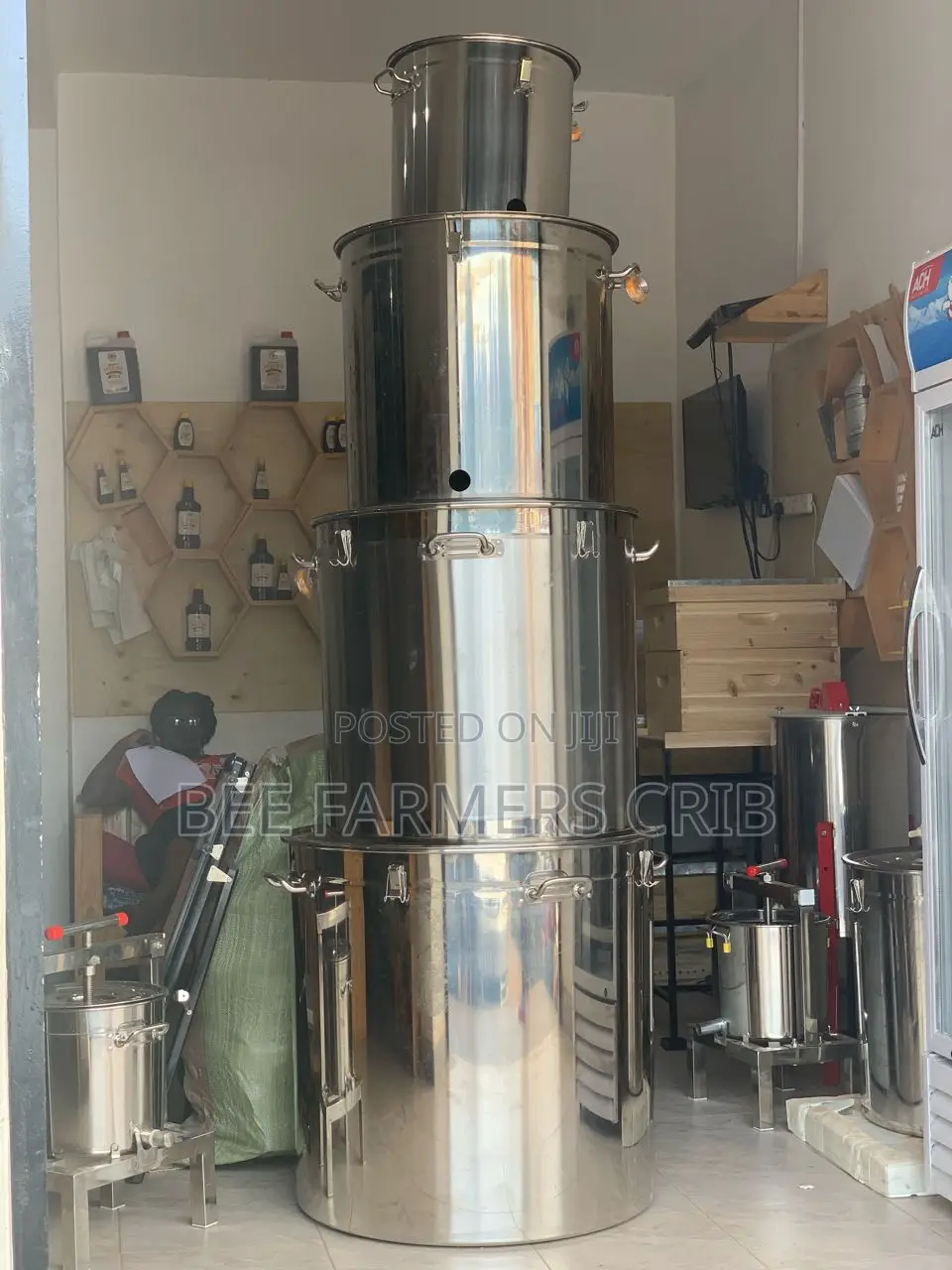 Honey Settling Tanks