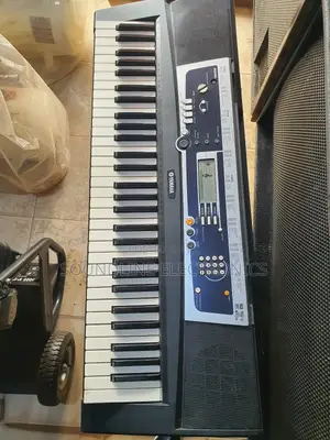 Yamaha Keyboard Ypt 210