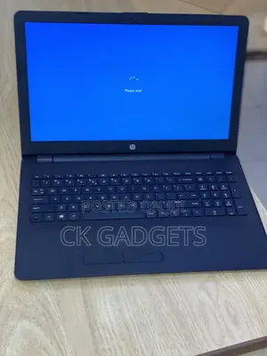 New Laptop HP 15-Da3007nia 4GB Intel Core I5 HDD+SSD 320GB