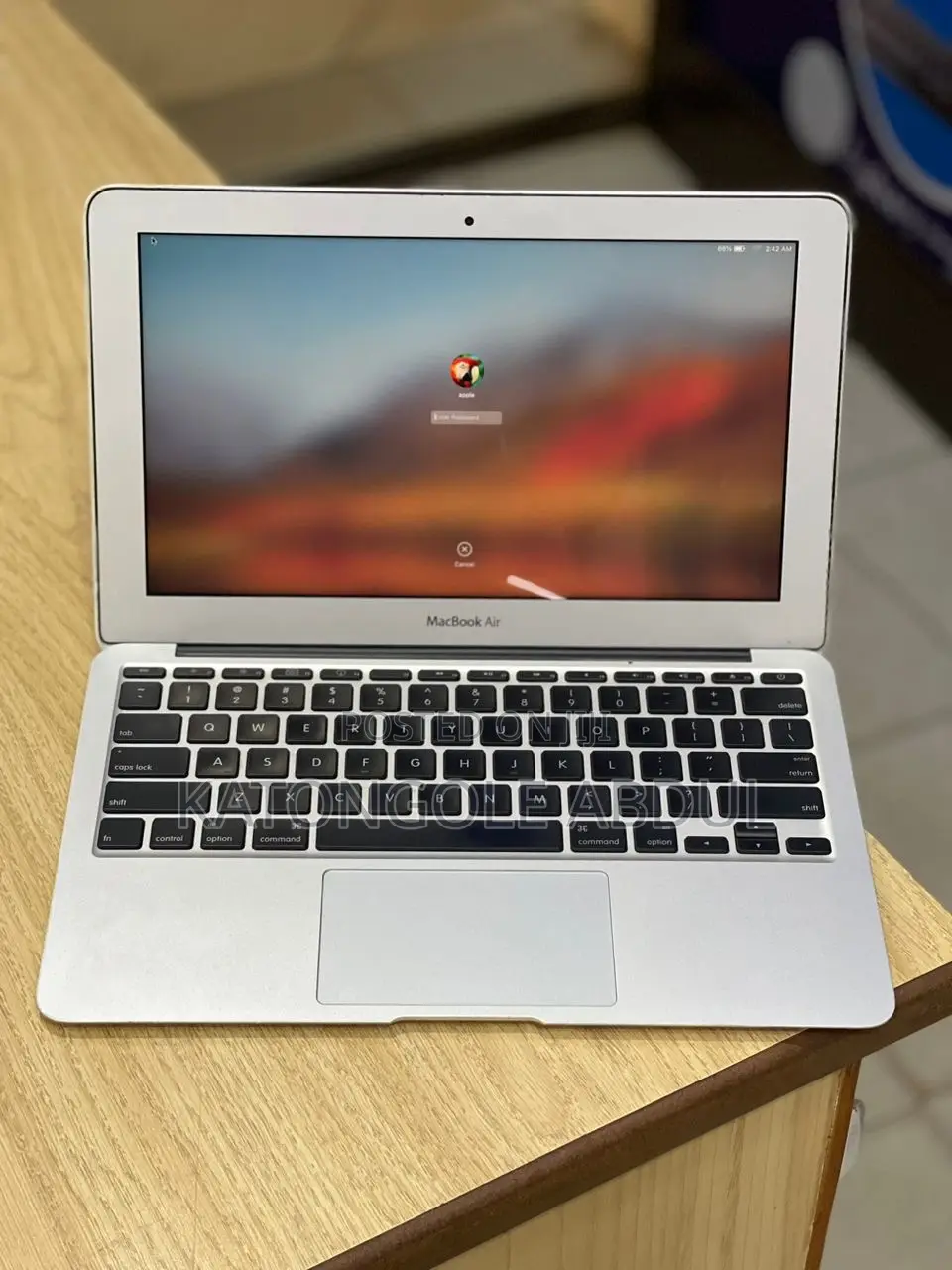 Laptop Apple MacBook Air 4GB Intel Core I5 SSD 140GB