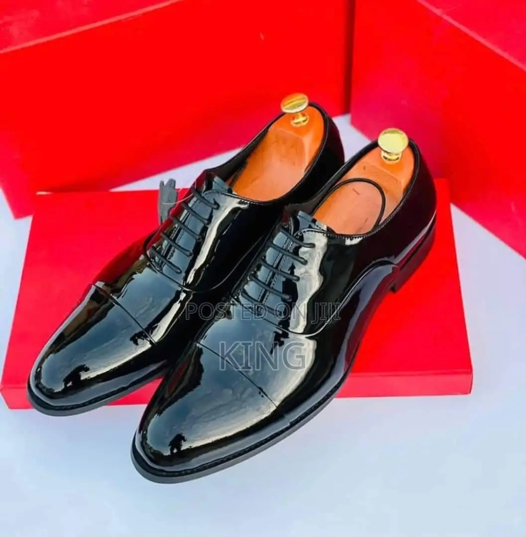 Up Lifting Gent Leather Shoes