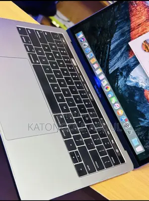 Laptop Apple MacBook Pro 16GB Intel Core I7 SSD 512GB
