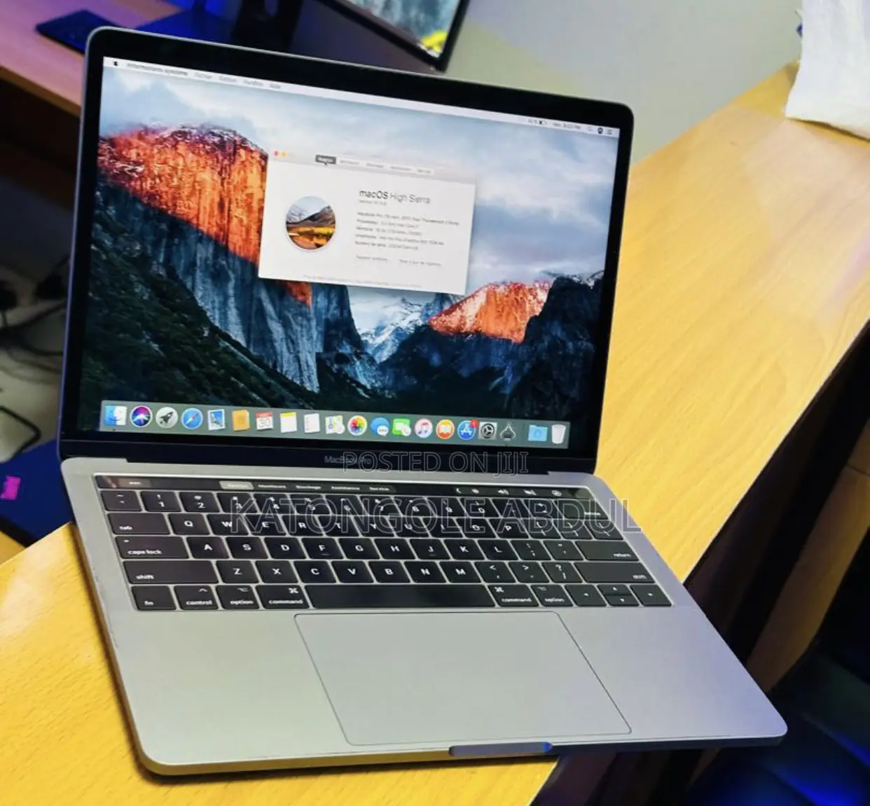 Laptop Apple MacBook Pro 16GB Intel Core I7 SSD 512GB