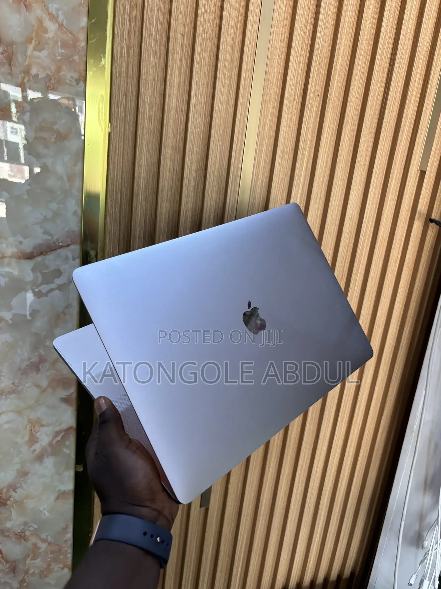 Laptop Apple MacBook Pro 16GB Intel Core I7 SSD 512GB