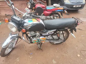 Bajaj Boxer 2017 Black