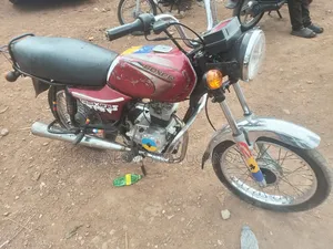 Bajaj Boxer 2017 Red