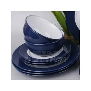 16-Piece of Tableware Set of Plates Cups Bowls Dinner Sets