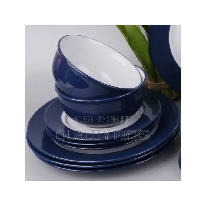 16-Piece of Tableware Set of Plates Cups Bowls Dinner Sets