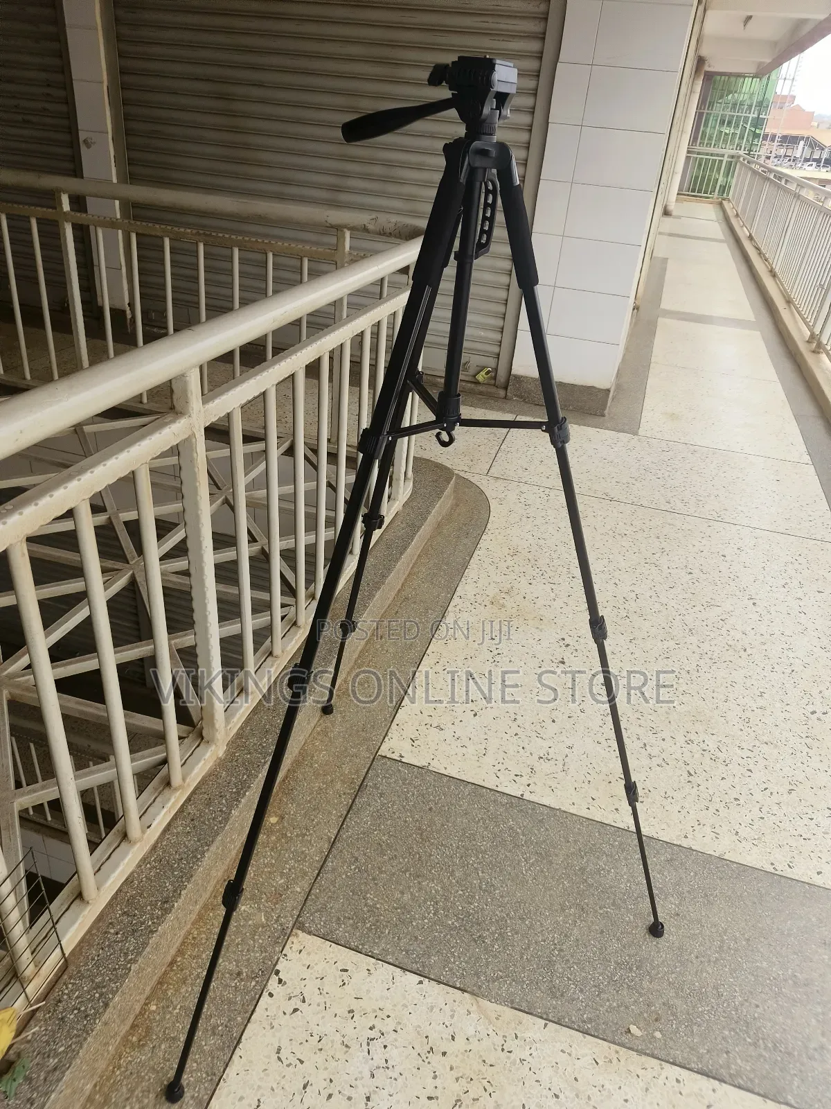 Heavy Duty Professional Camera Tripod Stand