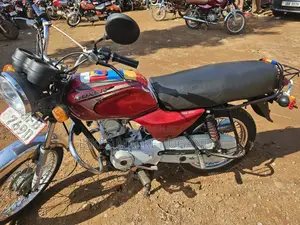Bajaj Boxer 2019 Red