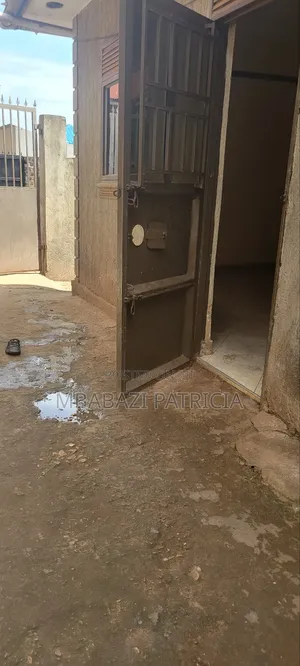 1bdrm House in Lugaba, Kawempe for rent