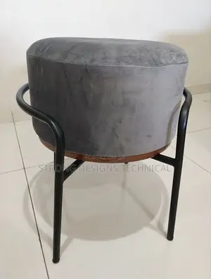 Multipurpose Stool for Homes. Living Rooms / Bedrooms