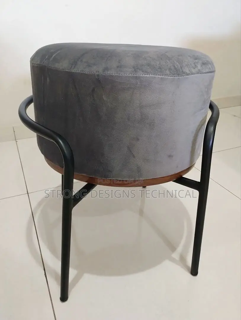 Multipurpose Stool for Homes. Living Rooms / Bedrooms