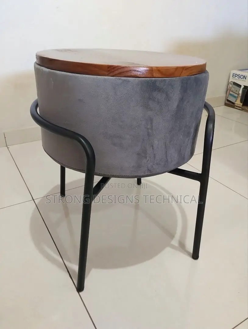 Multipurpose Stool for Homes. Living Rooms / Bedrooms