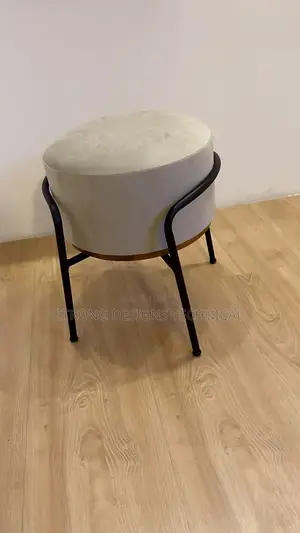Multipurpose Stool for Homes. Living Rooms / Bedrooms