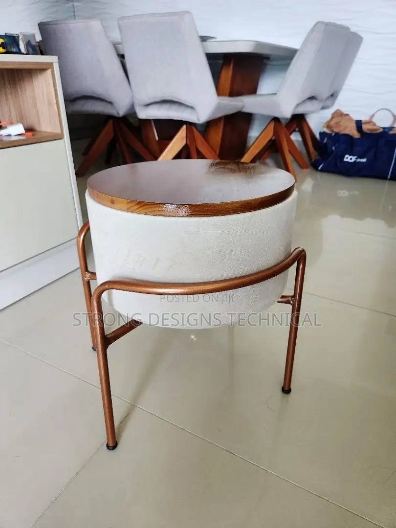 Multipurpose Stool for Homes. Living Rooms / Bedrooms