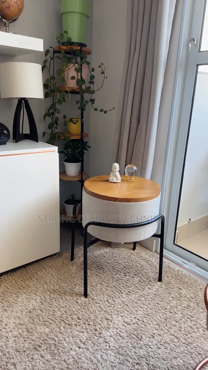 Multipurpose Stool for Homes. Living Rooms / Bedrooms