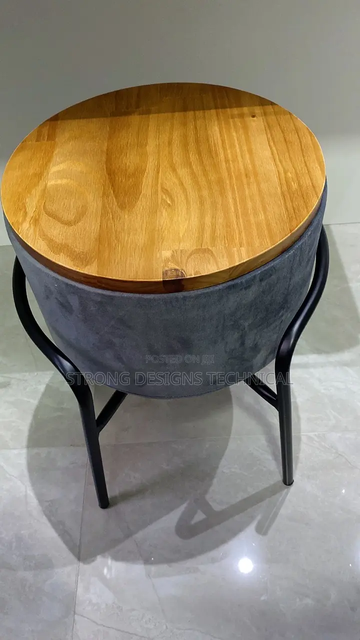 Multipurpose Stool for Homes. Living Rooms / Bedrooms