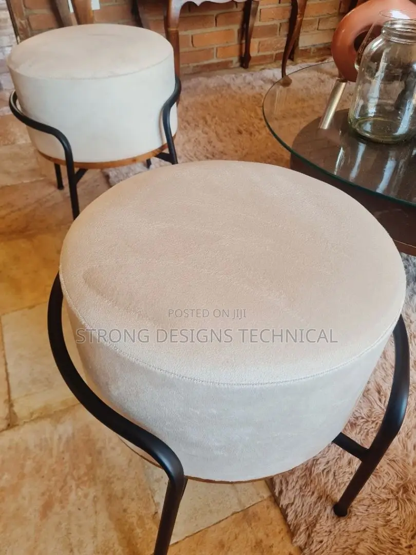 Multipurpose Stool for Homes. Living Rooms / Bedrooms