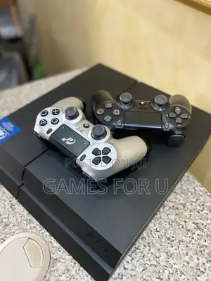 Ps4 Standard Chipped 2 Game Pads but Good as New ??!!