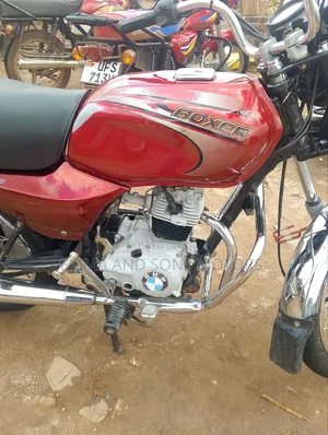 Bajaj Boxer 100 2022 Red