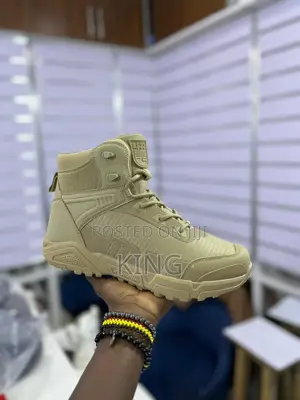Alhletic Desert Boots