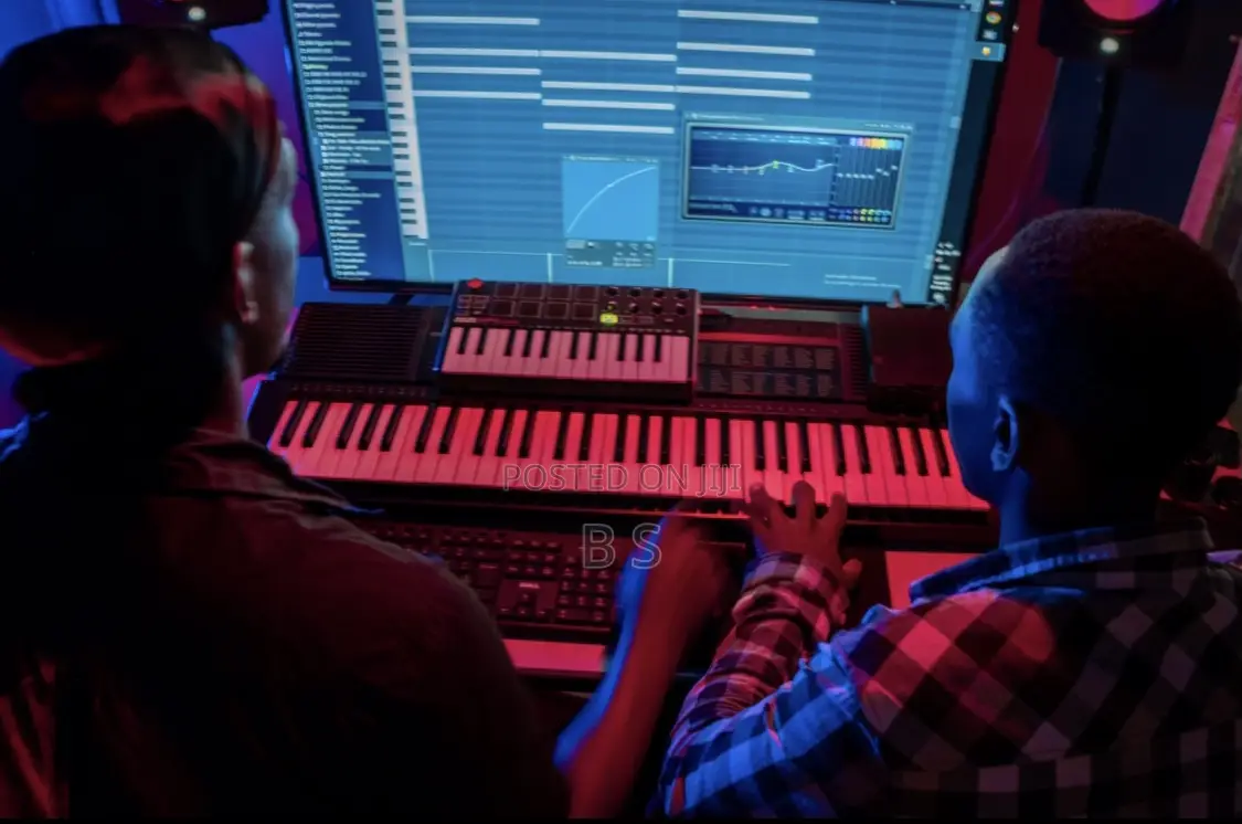 Music Production Lessons: Learn With a Professional