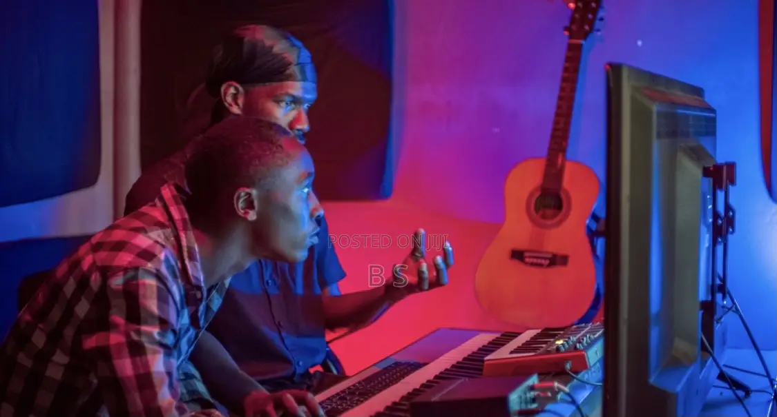 Music Production Lessons: Learn With a Professional