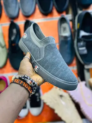 Valid Simple Shoes