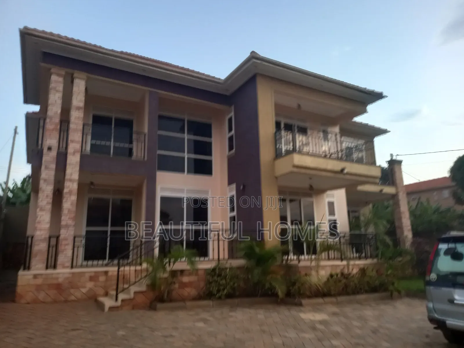 Furnished 6bdrm House in Kira for sale