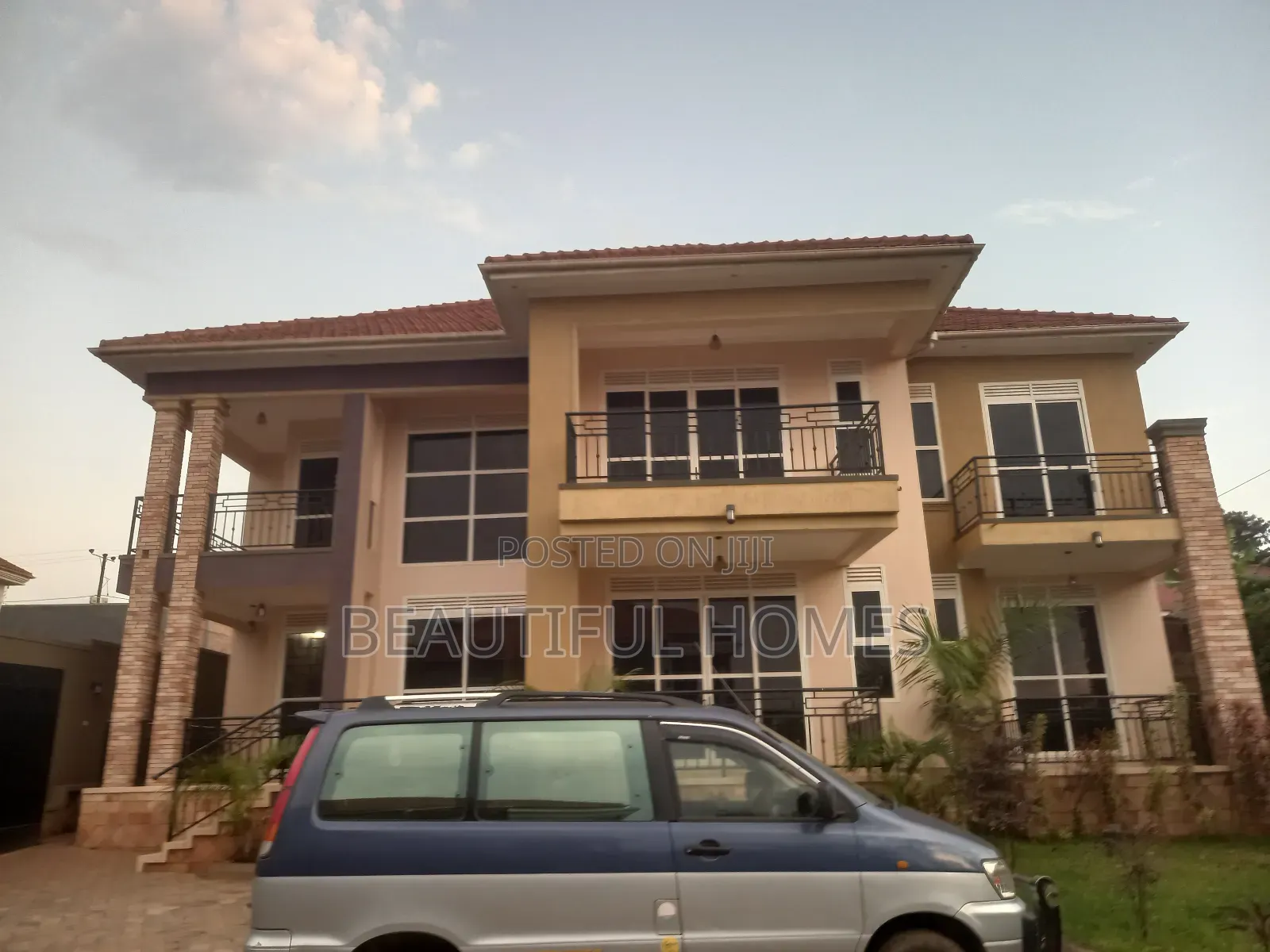 Furnished 6bdrm Mansion in Kira Ministers, Central Division for sale
