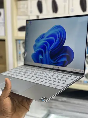 Laptop Dell XPS 13 16GB Intel Core I7 SSHD (Hybrid) 1T